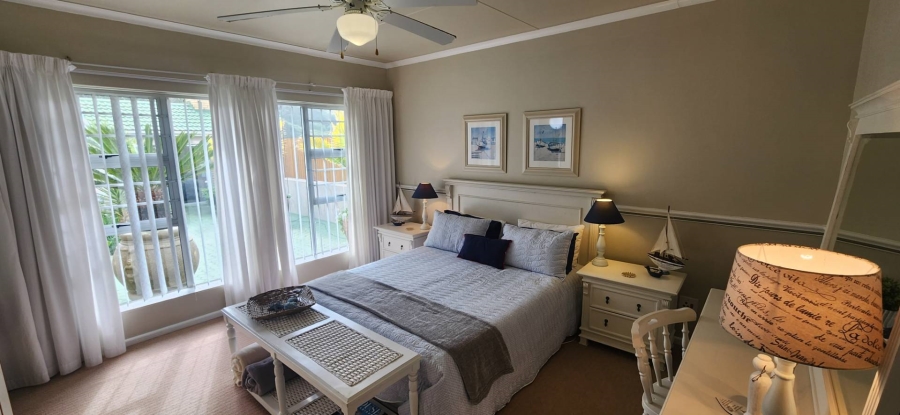 4 Bedroom Property for Sale in Glentana Western Cape
